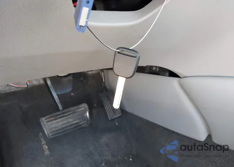 2008 Honda Accord 2.4 Lx z USA, uszkodzony, nr VIN 1HGCP26318A035661